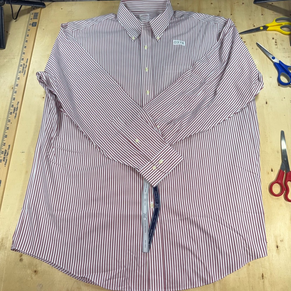 Brooks Brothers 346 Mens Non-Iron Regular Fit Striped Shirt Burgundy 17.5 36/37